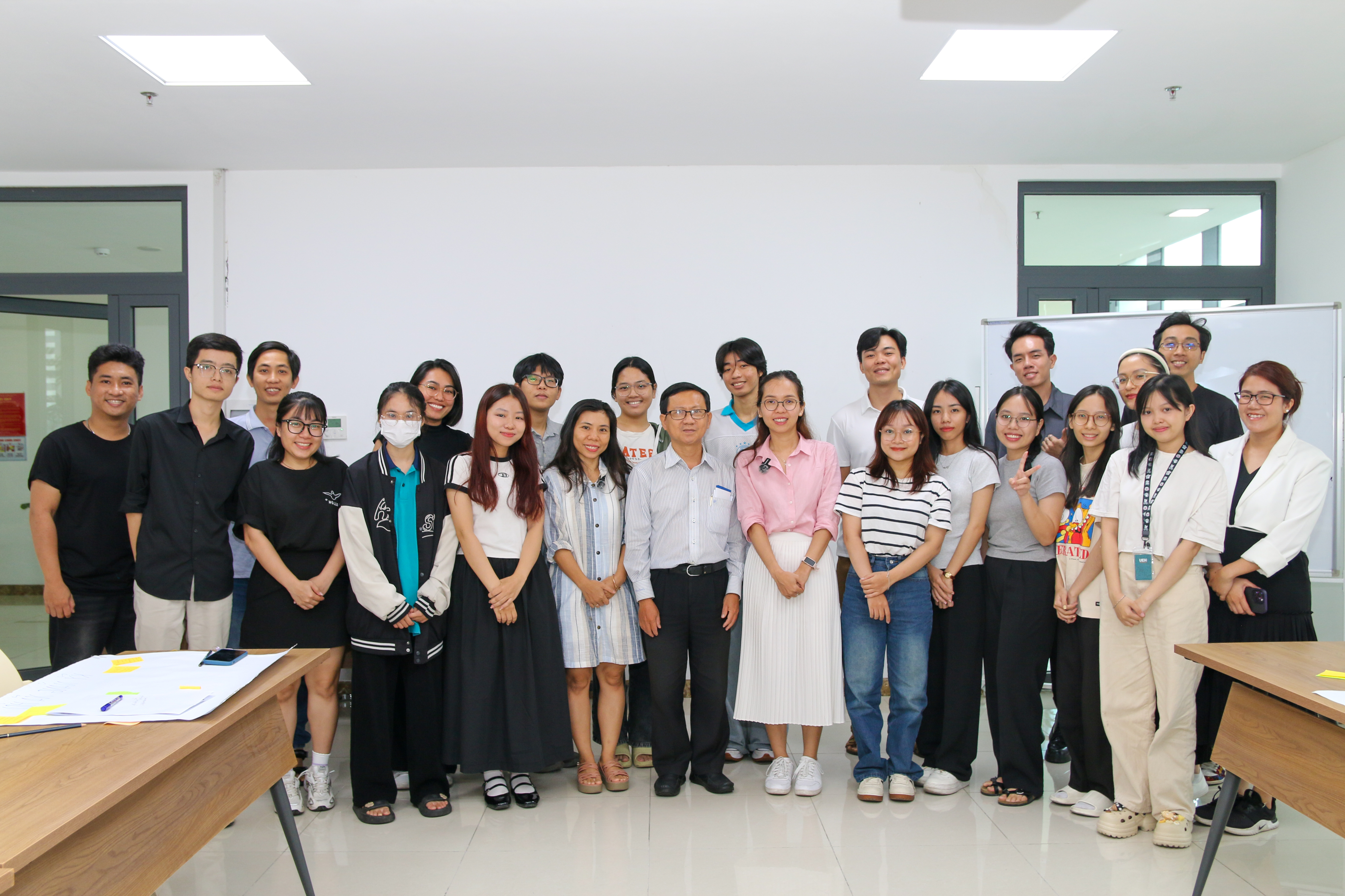 Khoa Toán - Thống kê tổ chức chuỗi hoạt động ngoại khóa Hành trang vào đời với chủ đề "Một chiếc CV đẹp"