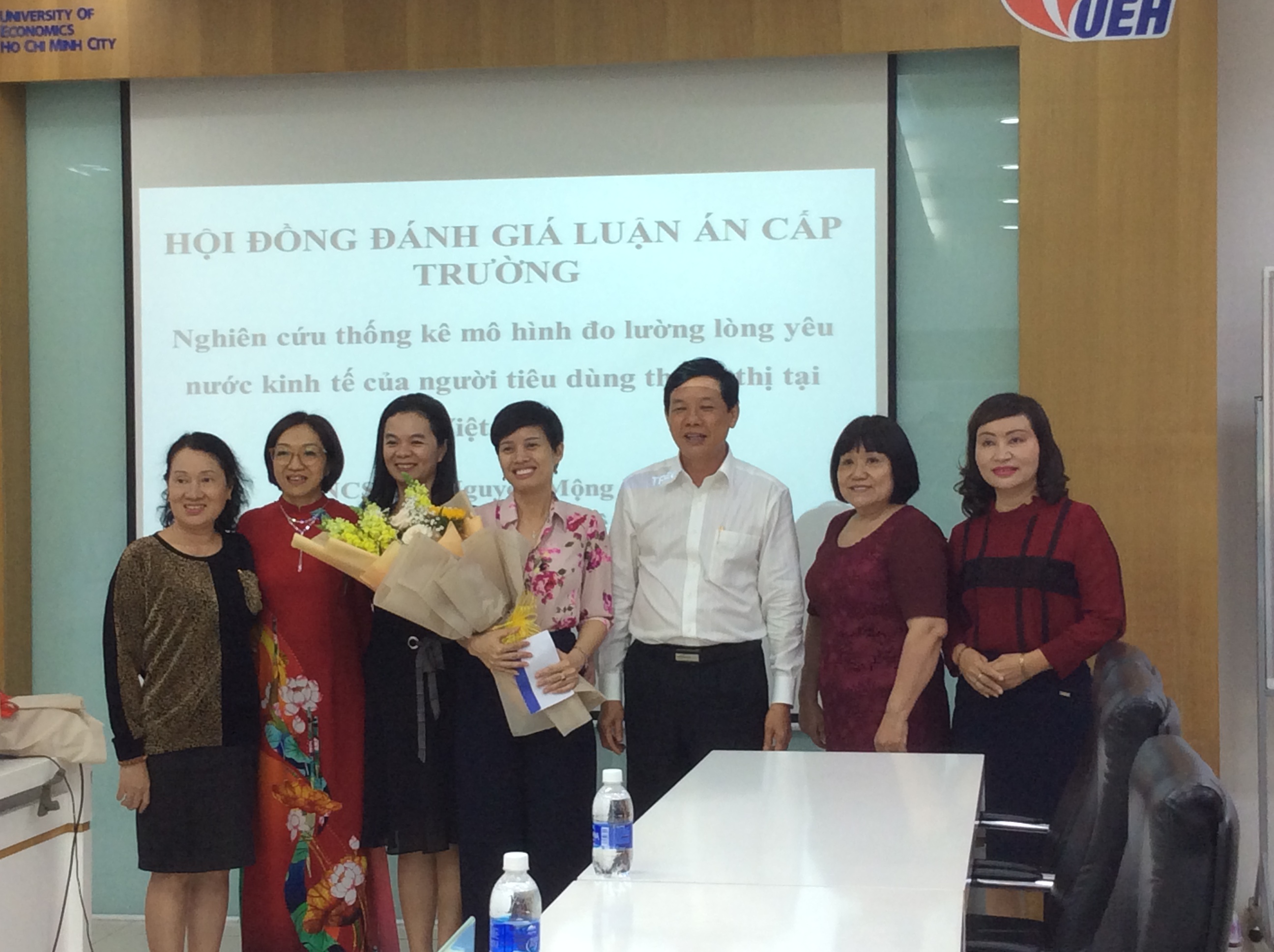 BUỔI BẢO VỆ LUẬN ÁN TIẾN SĨ CẤP TRƯỜNG CỦA NGHIÊN CỨU SINH CHU NGUYỄN MỘNG NGỌC CHUYÊN NGÀNH THỐNG KÊ