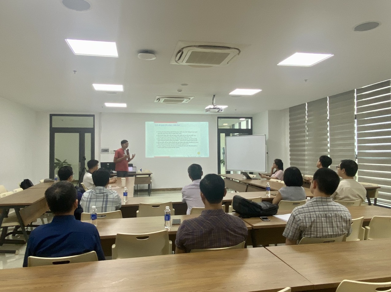 Seminar của Viện Toán ứng dụng và  khoa Toán - Thống kê với chủ đề "Một số mô hình toán học trong y khoa"